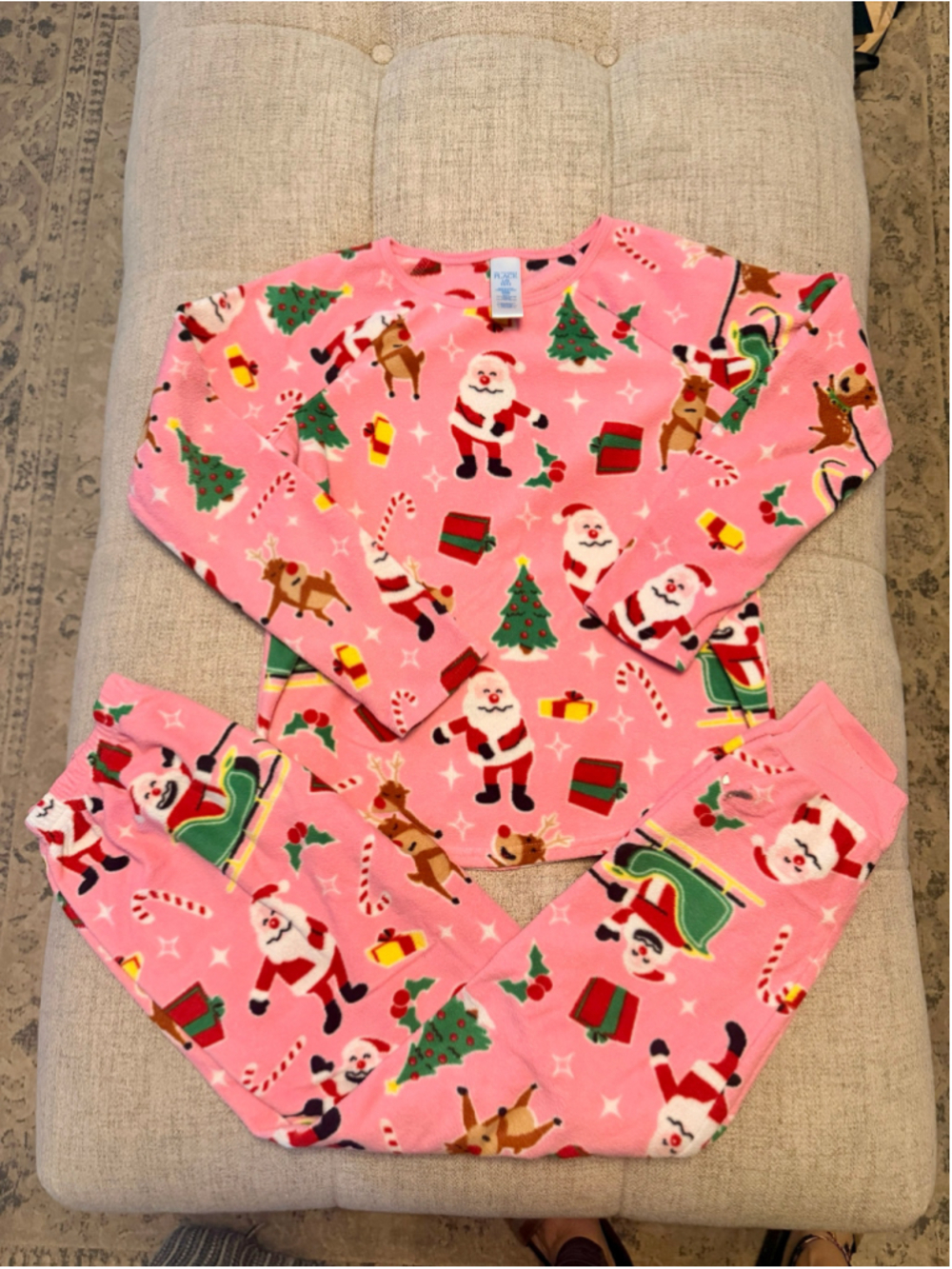 The Children’s Place Girls 10/12 Pink Christmas Fleece Pajama Set Santa